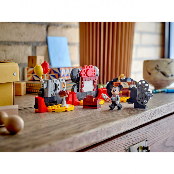 Конструктор LEGO Disney 40600 Празднование 100-летия Дисней в Нижневартовске