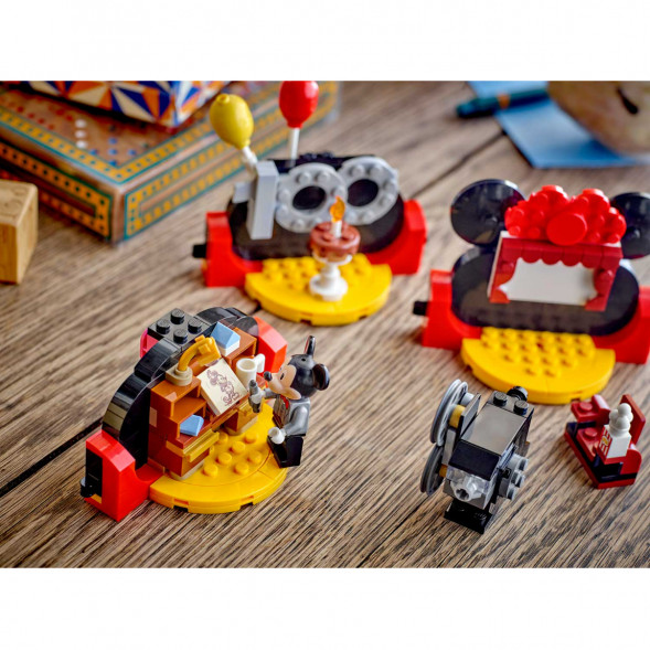 Конструктор LEGO Disney 40600 Празднование 100-летия Дисней в Нижневартовске