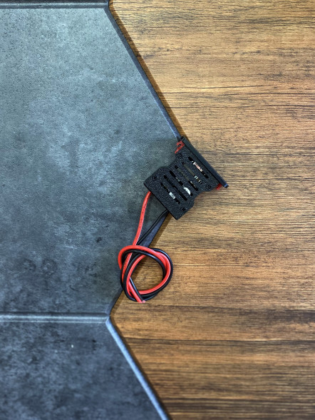 Блок зарядки USB-C 65W для BMW E36 в Нижневартовске