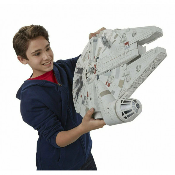 Игровой набор Star Wars (Hasbro) Флагманский космический корабль Звездных войн (B3678) в Нижневартовске