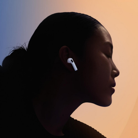 Наушники Apple AirPods 4 (с шумоподавлением) в Нижневартовске