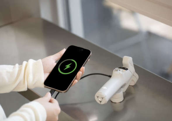 Электрический стабилизатор для смартфона DJI Osmo Mobile 7 в Нижневартовске