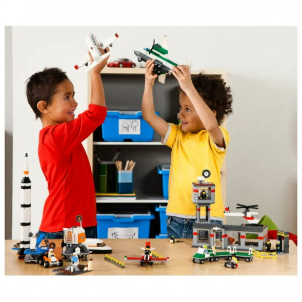 Конструктор LEGO Education 9335 Космос и аэропорт  в Нижневартовске