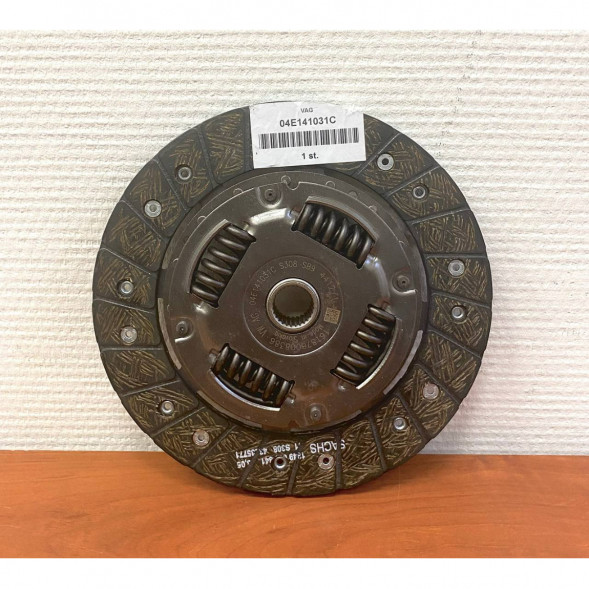 Ведомый диск сцепления VAG 04E141031C в Нижневартовске
